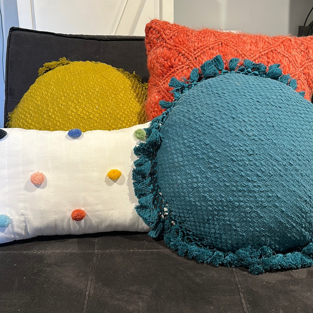 Pillow set of 4
